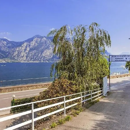 Apartment In Mit Grill, Garten Und Gemeinschaftlichem Pool Malcesine